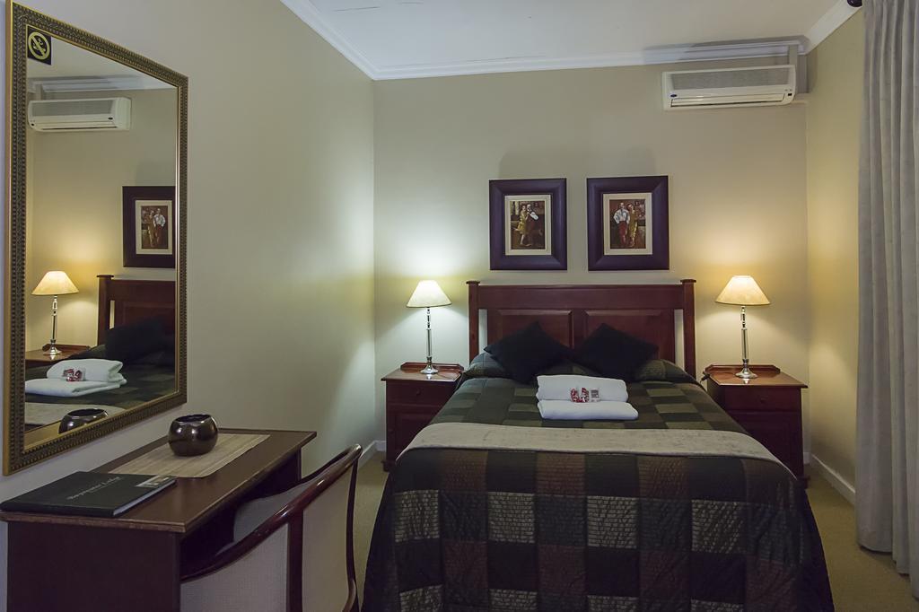 Bayswater Lodge Блумфонтейн Экстерьер фото